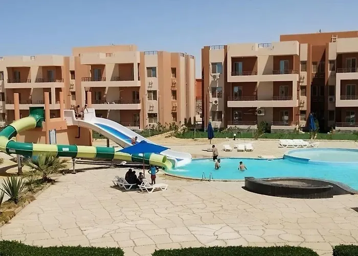 Alpesi faház Nozha للعائلات Rasz Szedr