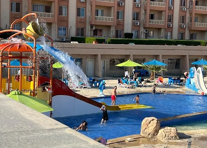 Alpesi faház Nozha للعائلات Rasz Szedr